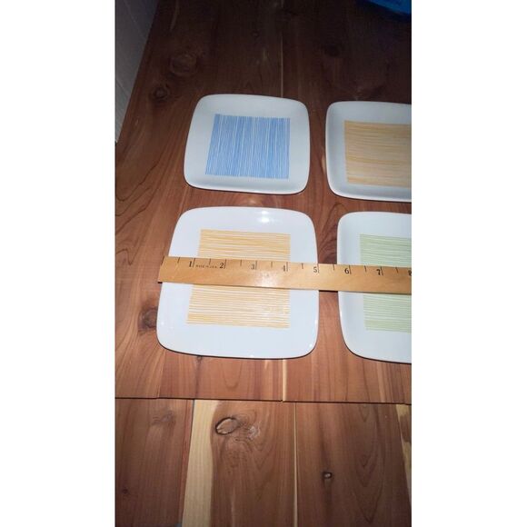 4 Crate and Barrel Cocktail Plates - Picture 4 of 5